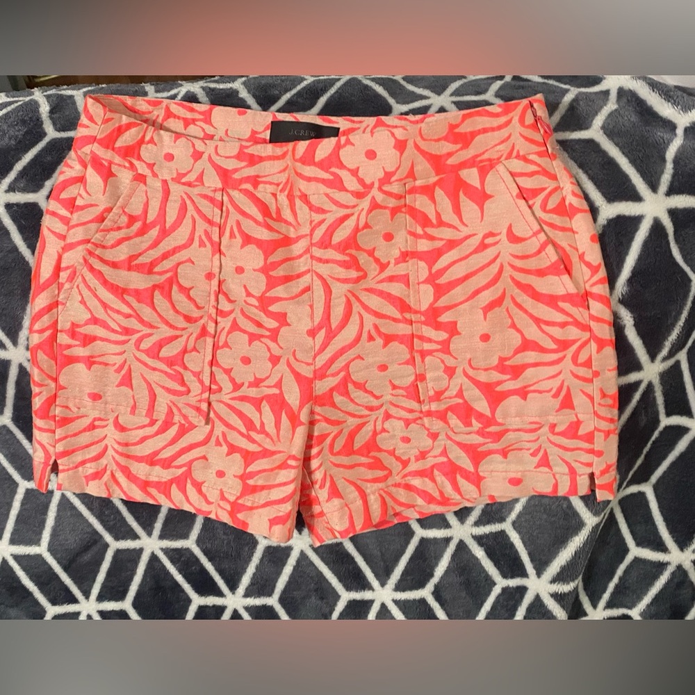 Ladies J Crew Size 2 Designer Shorts Zip Up Side Floral Print Color Pink